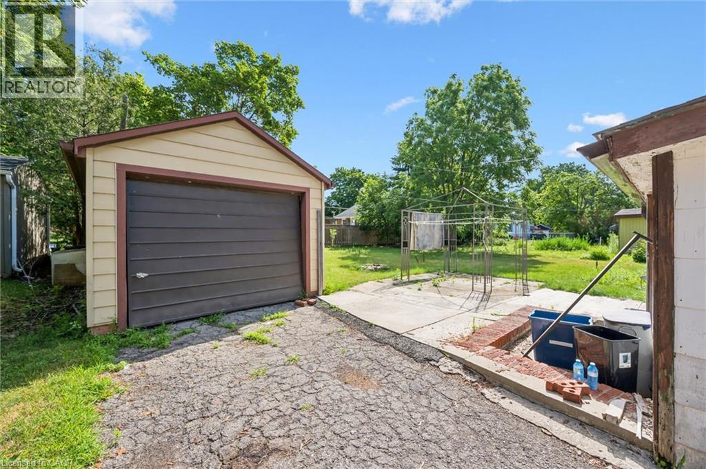 1267 HAMILTON Street thumbnail 12