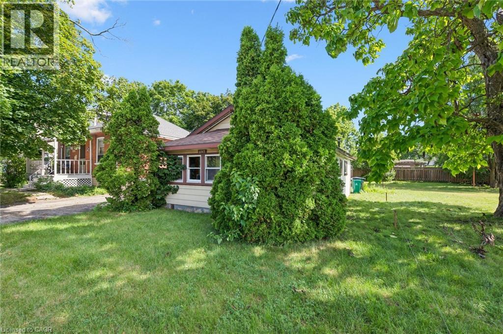 1267 HAMILTON Street thumbnail 3