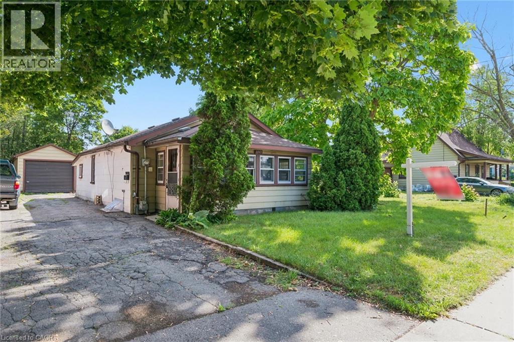 1267 HAMILTON Street thumbnail 2