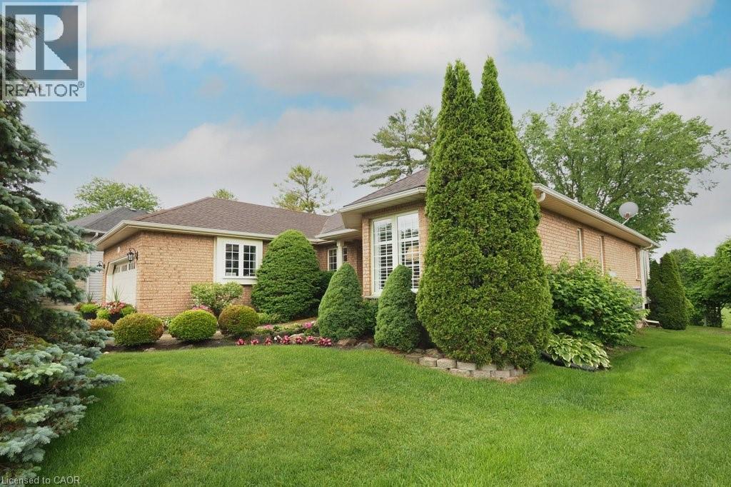 137 FOXBORO Drive thumbnail 2
