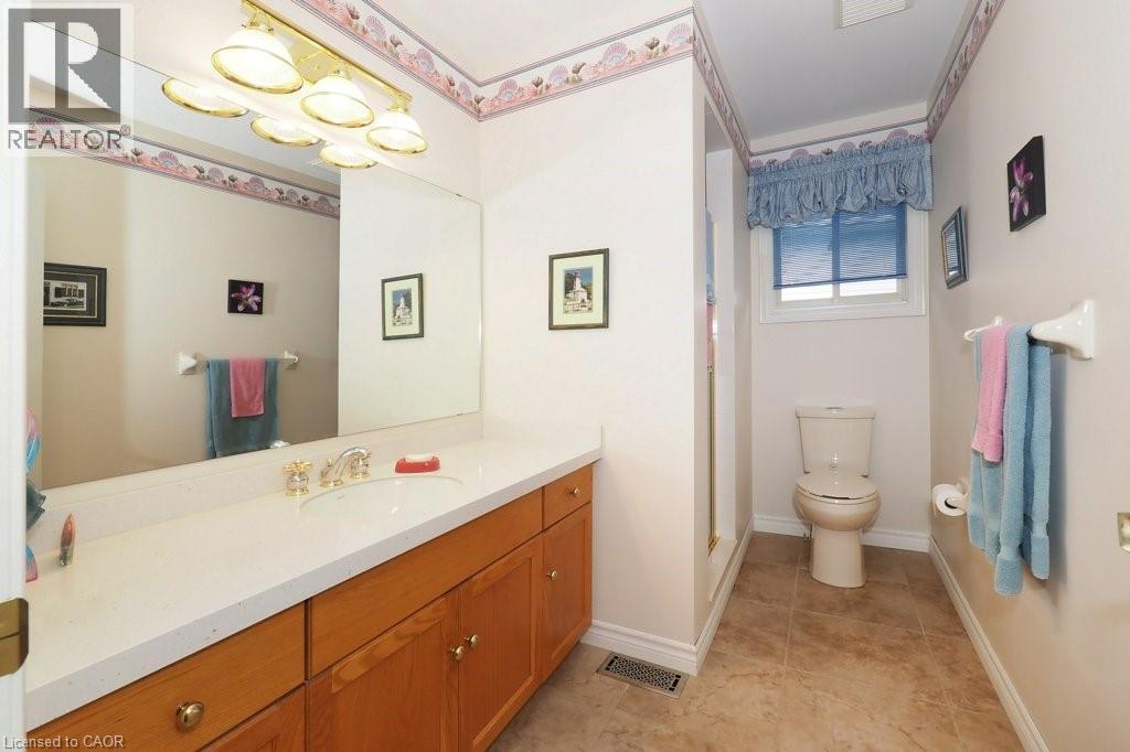 137 FOXBORO Drive thumbnail 22