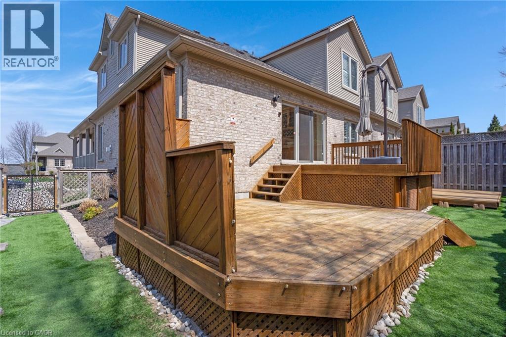 227 CHESTNUT HILL Crescent thumbnail 33