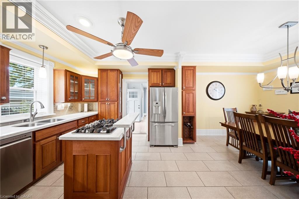 750 VINE Street thumbnail 14