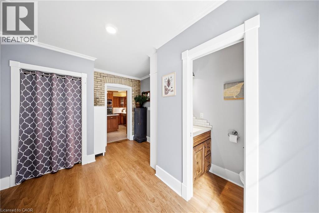 750 VINE Street thumbnail 16