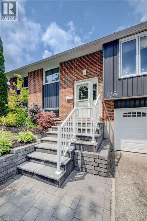138 MORNINGDALE Crescent thumbnail 2