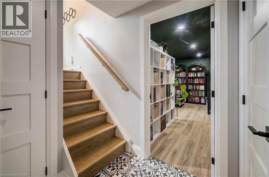138 MORNINGDALE Crescent thumbnail 25