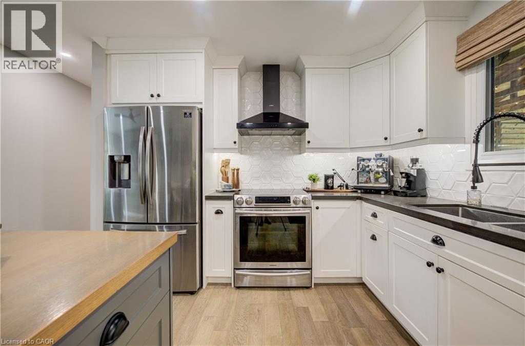 138 MORNINGDALE Crescent thumbnail 17