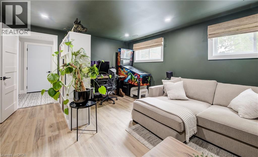 138 MORNINGDALE Crescent thumbnail 27