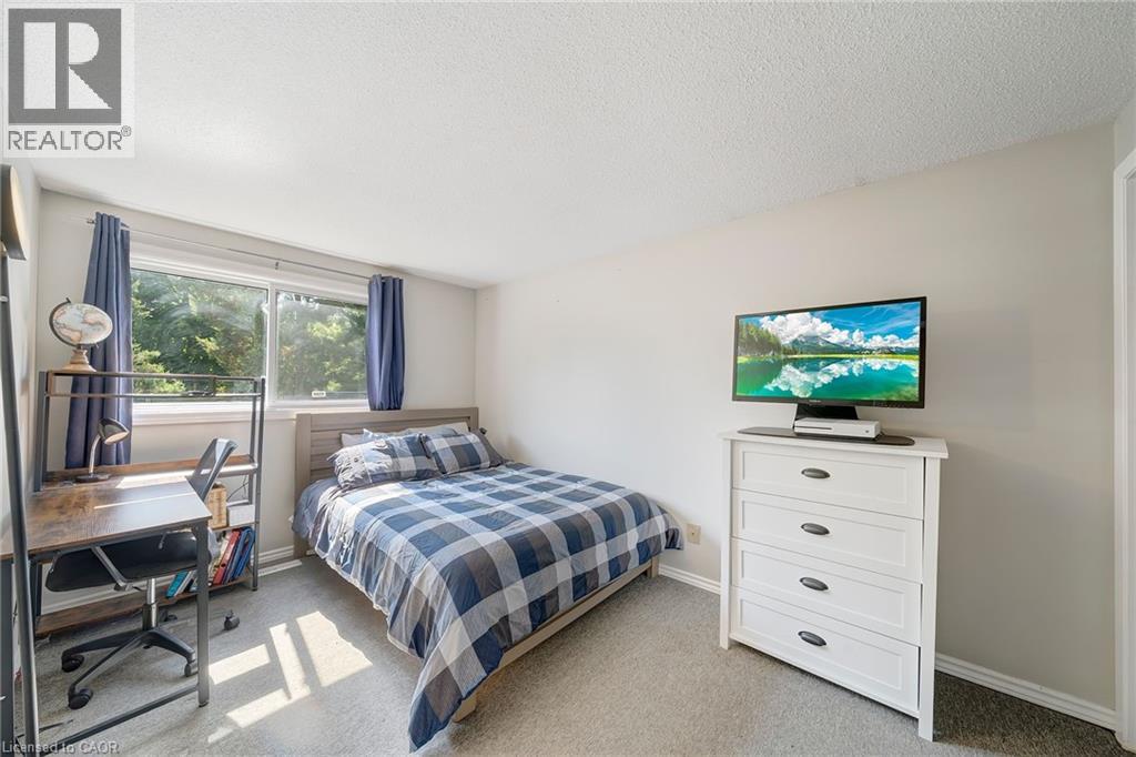 23 BISMARK Drive thumbnail 16
