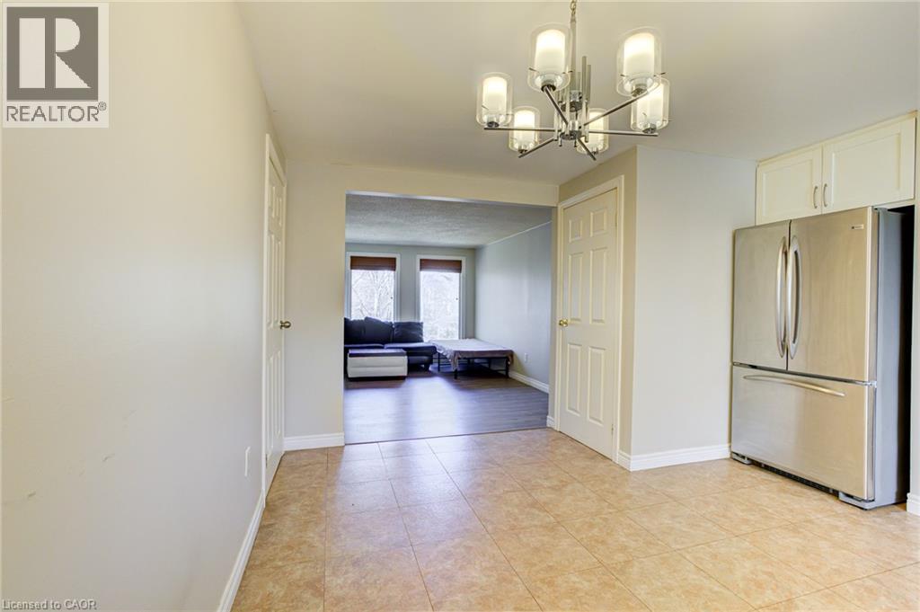 22 BLACKHORNE Crescent thumbnail 11