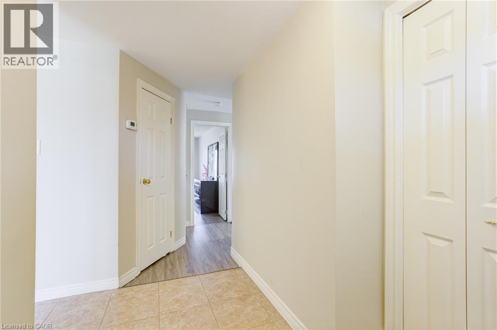 22 BLACKHORNE Crescent thumbnail 4