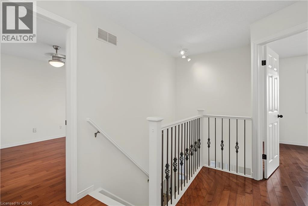 36 FOXMEADOW Road thumbnail 17