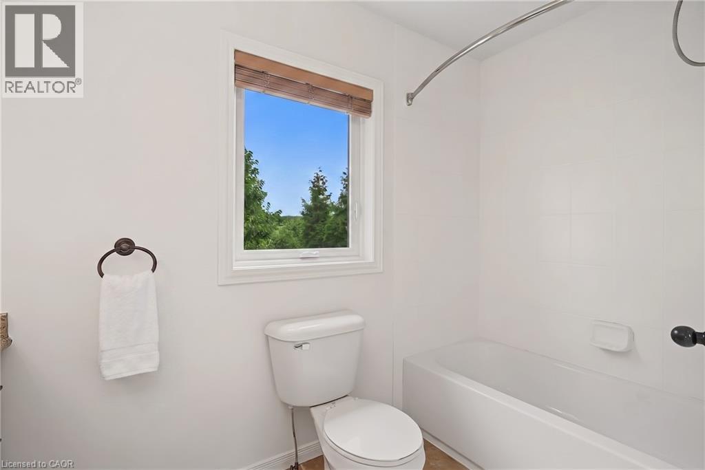 36 FOXMEADOW Road thumbnail 21