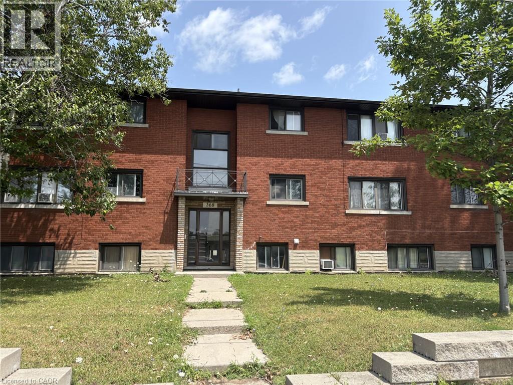368 WEBER Street W thumbnail 4