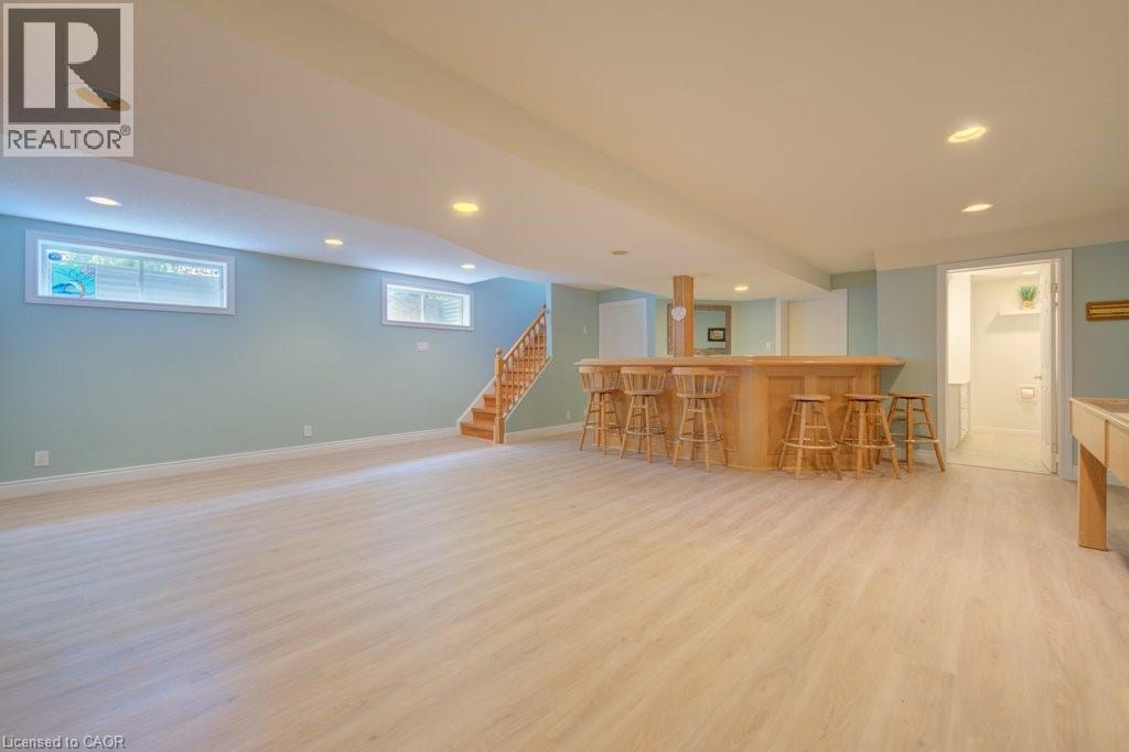 330 LAKE LOUISE Boulevard thumbnail 30