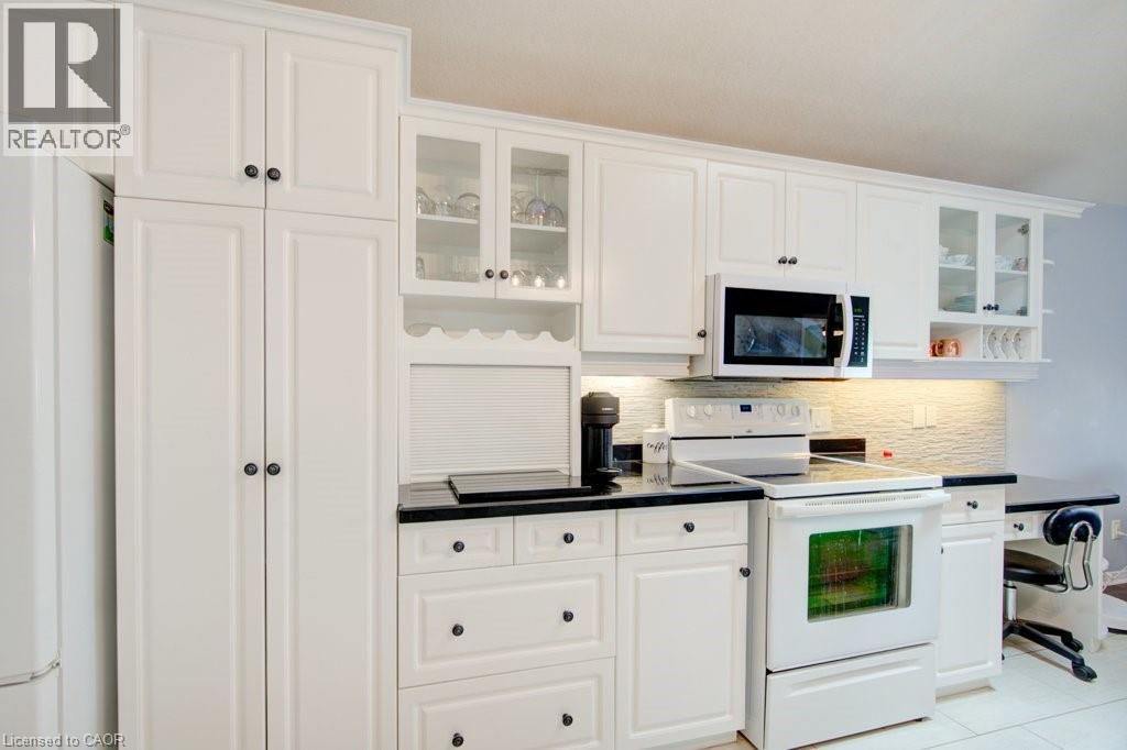 330 LAKE LOUISE Boulevard thumbnail 15