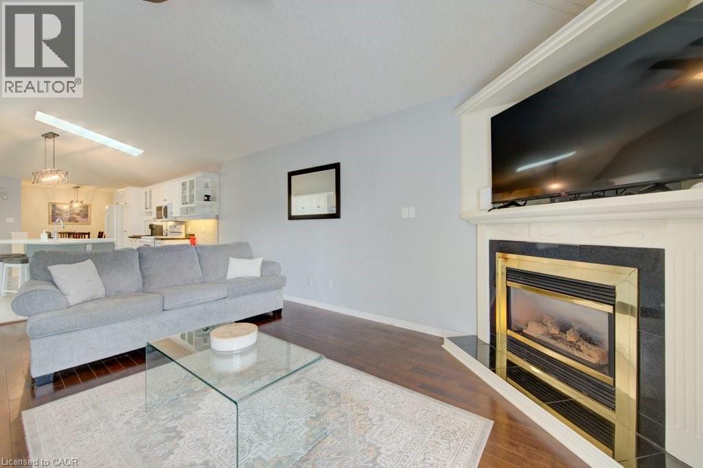 330 LAKE LOUISE Boulevard thumbnail 19