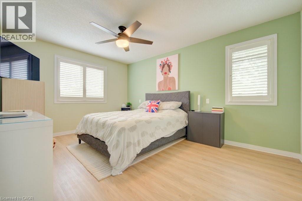 330 LAKE LOUISE Boulevard thumbnail 20