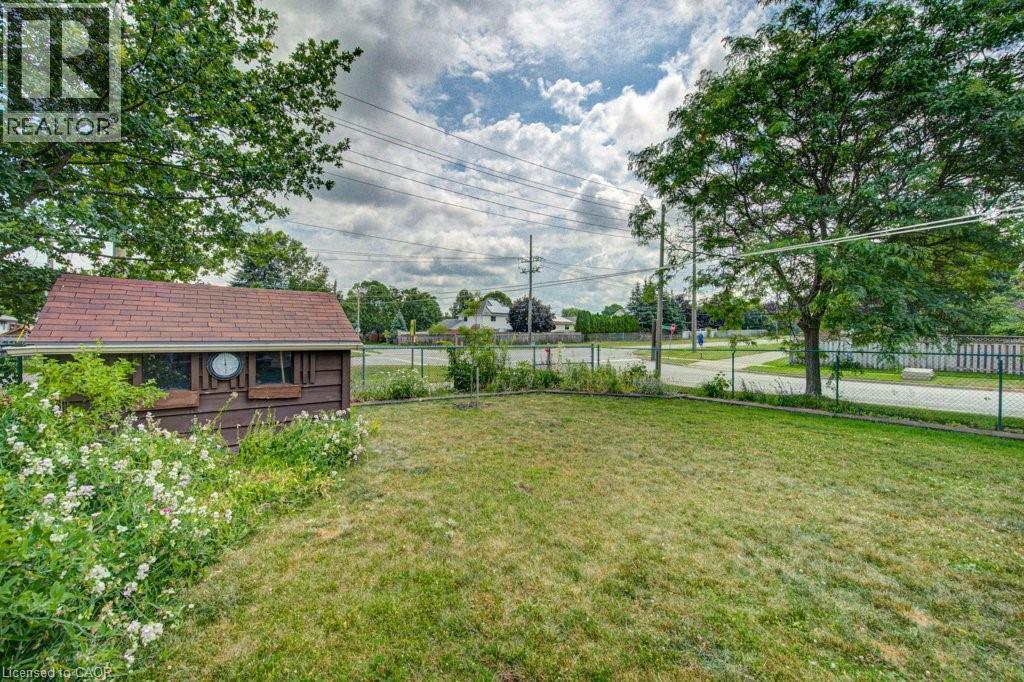 330 LAKE LOUISE Boulevard thumbnail 40