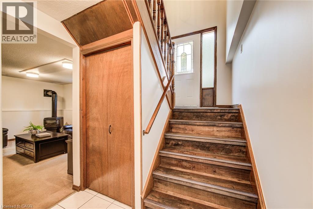 185 BLACKWELL Drive thumbnail 17