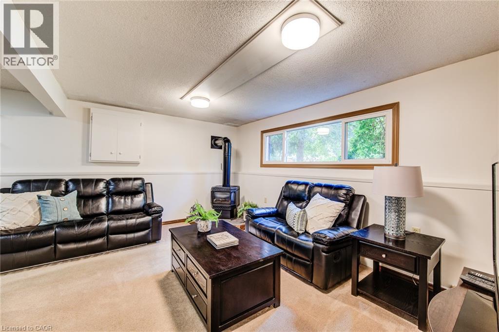 185 BLACKWELL Drive thumbnail 18