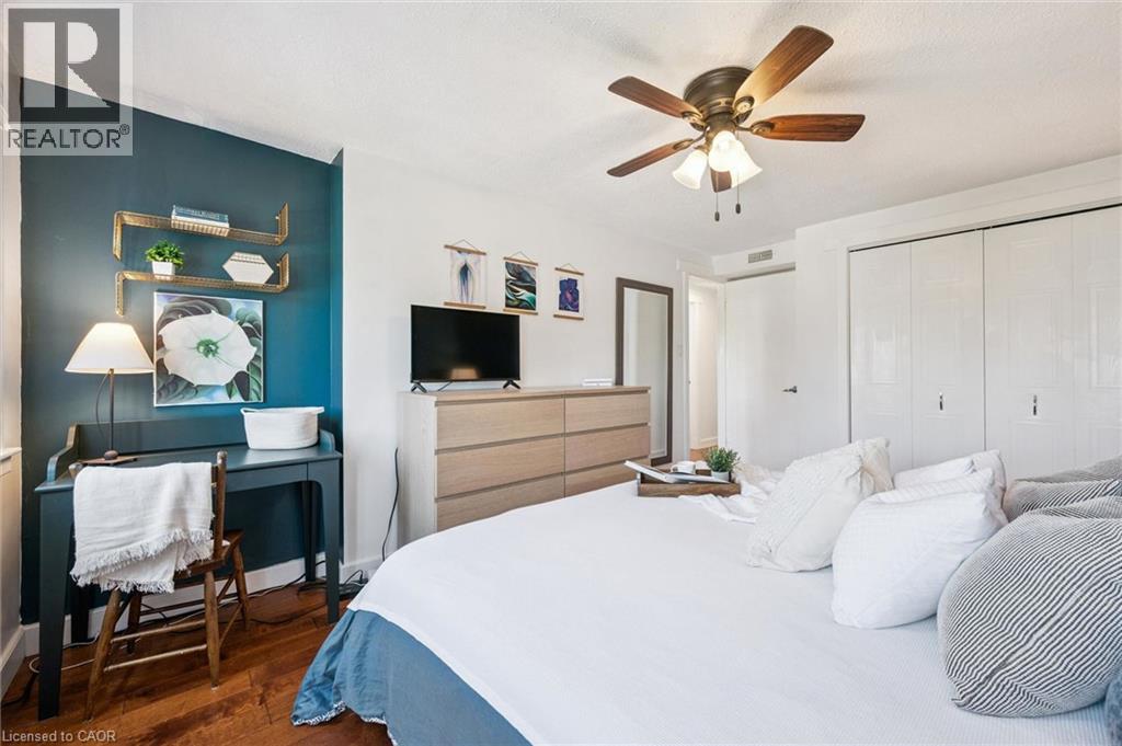 515 OLD ORCHARD Place thumbnail 18