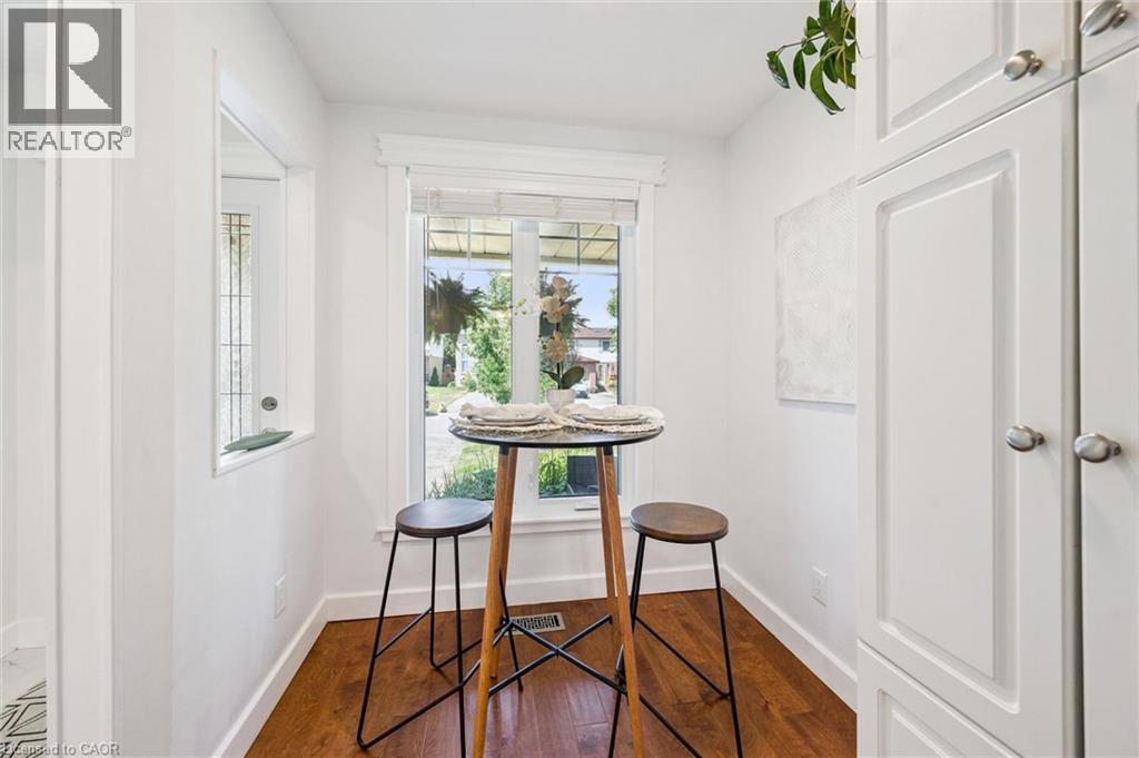 515 OLD ORCHARD Place thumbnail 12