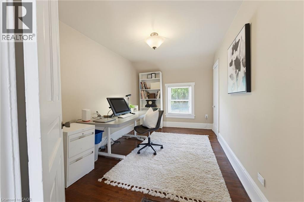 85 BARRIE Street thumbnail 17