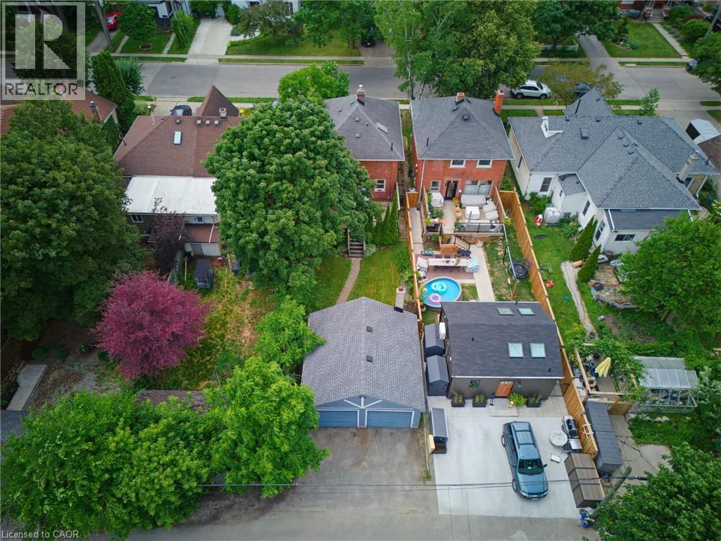 85 BARRIE Street thumbnail 32