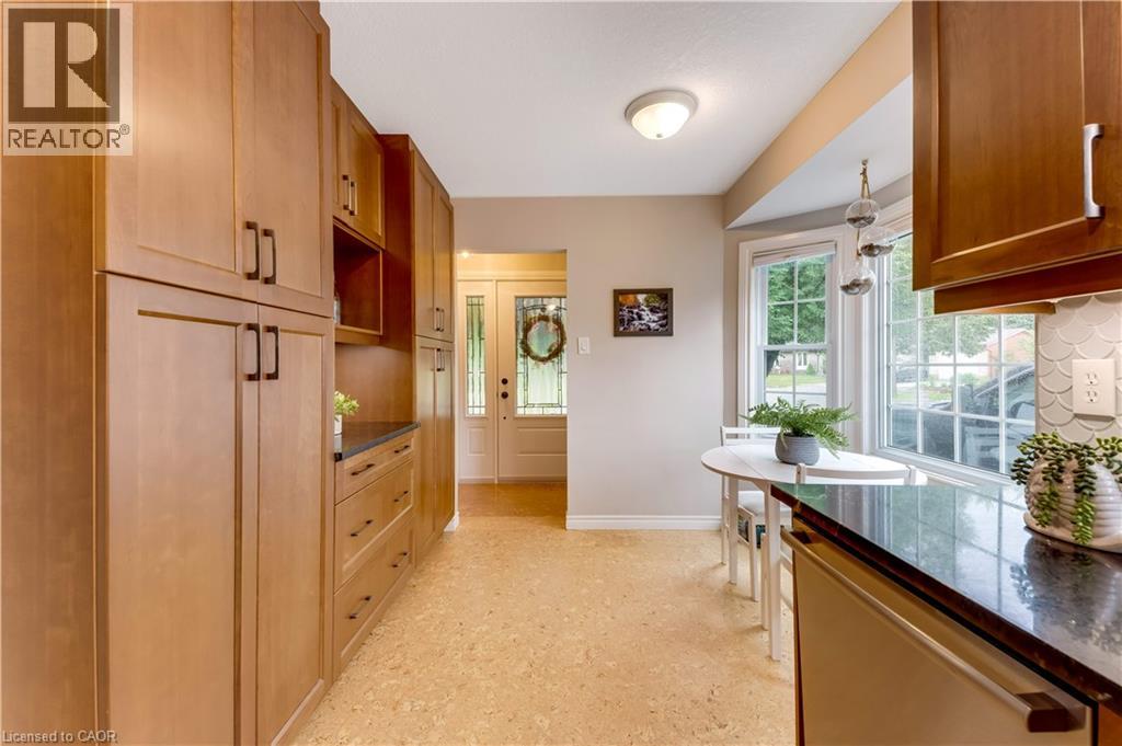 11 NIPIGON Place thumbnail 13