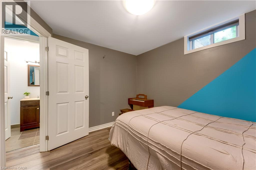 11 NIPIGON Place thumbnail 30