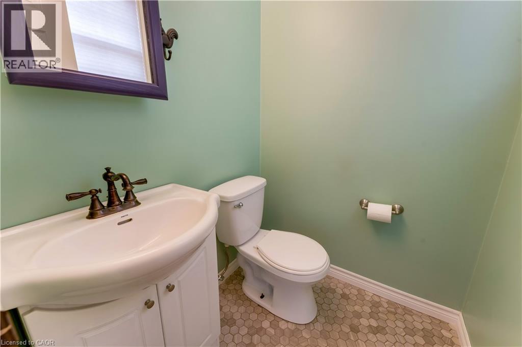 11 NIPIGON Place thumbnail 17