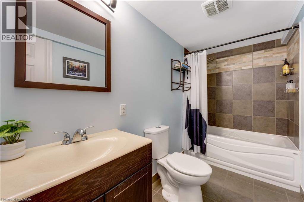 11 NIPIGON Place thumbnail 32