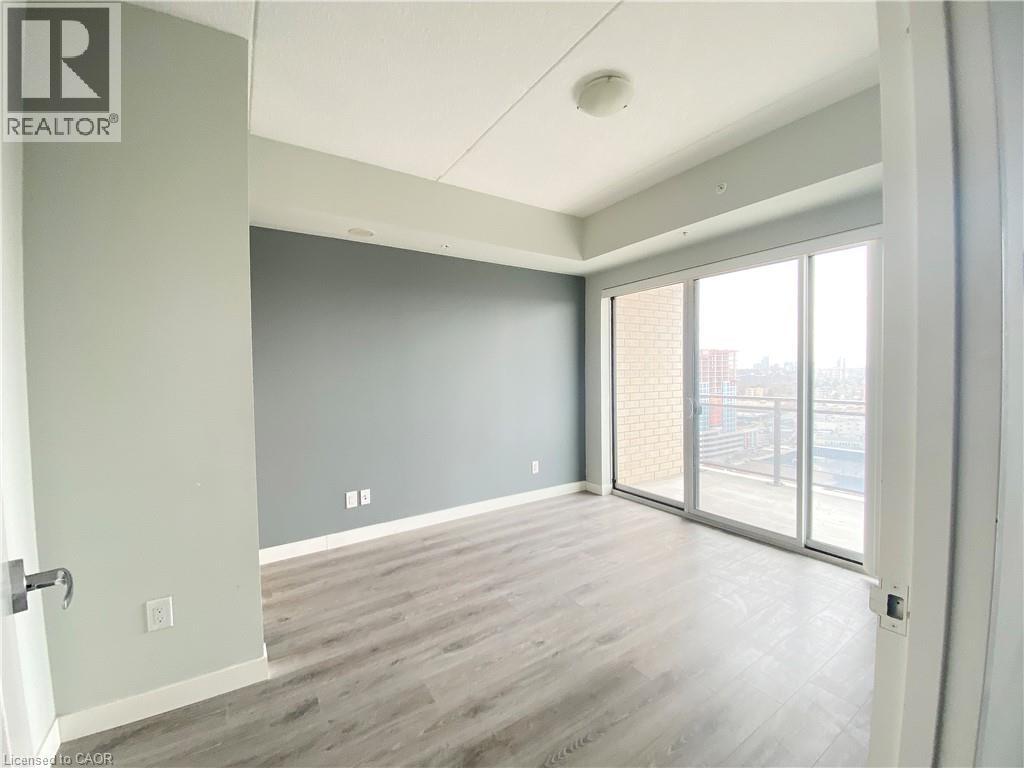 318 SPRUCE Street Unit# 1501 thumbnail 6