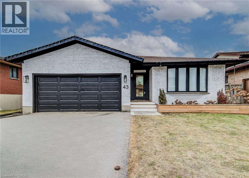 43 SOUTHVIEW Crescent thumbnail 2
