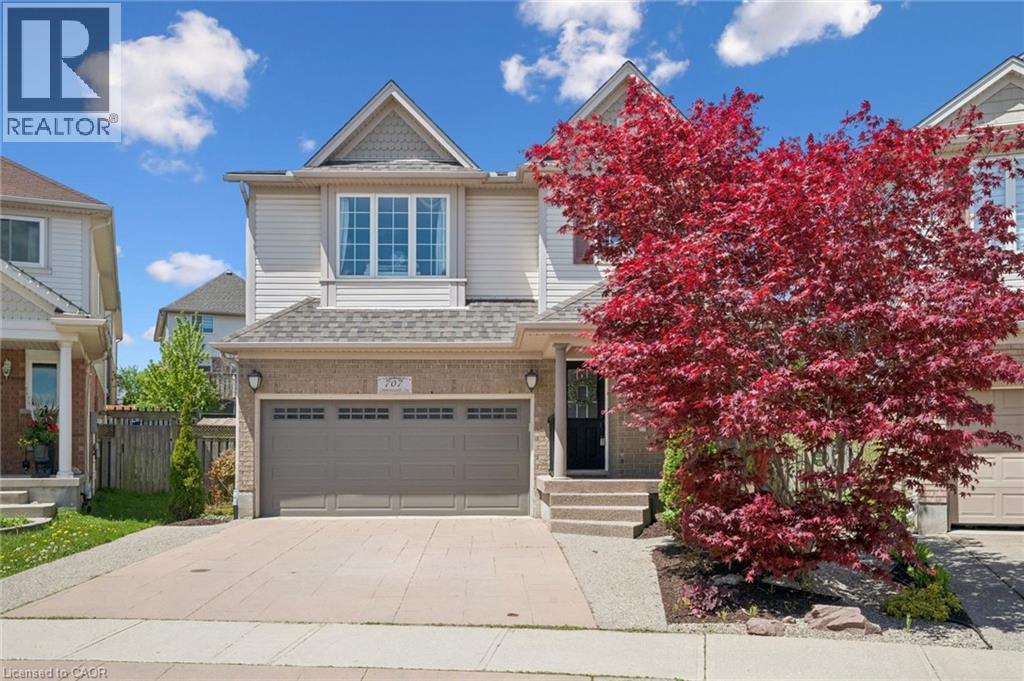 707 COMMONWEALTH Crescent thumbnail 2