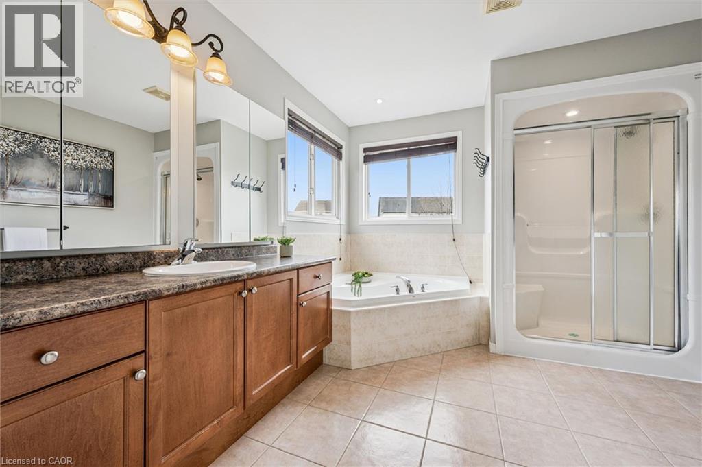 707 COMMONWEALTH Crescent thumbnail 29