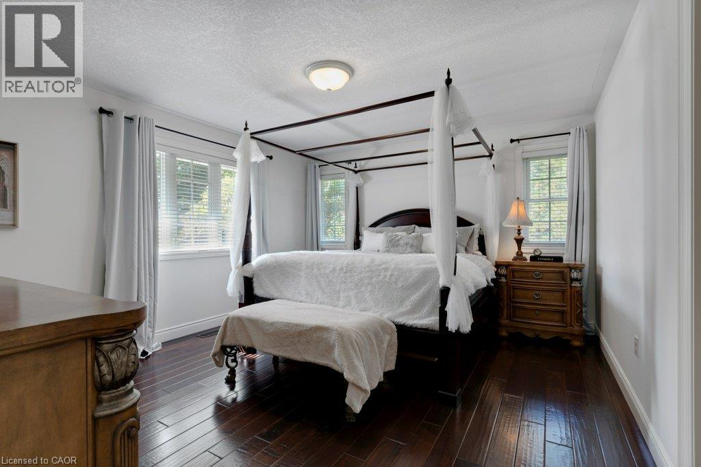 216 RED MAPLE Court thumbnail 17