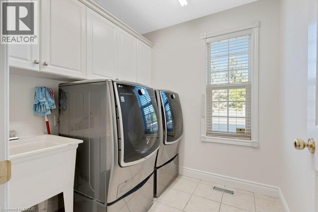 216 RED MAPLE Court thumbnail 20