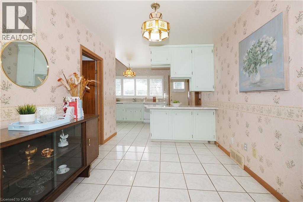 15 GILMOUR Crescent thumbnail 13