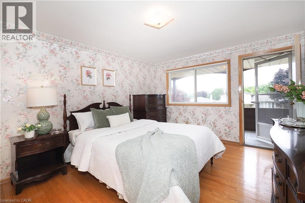 15 GILMOUR Crescent thumbnail 17