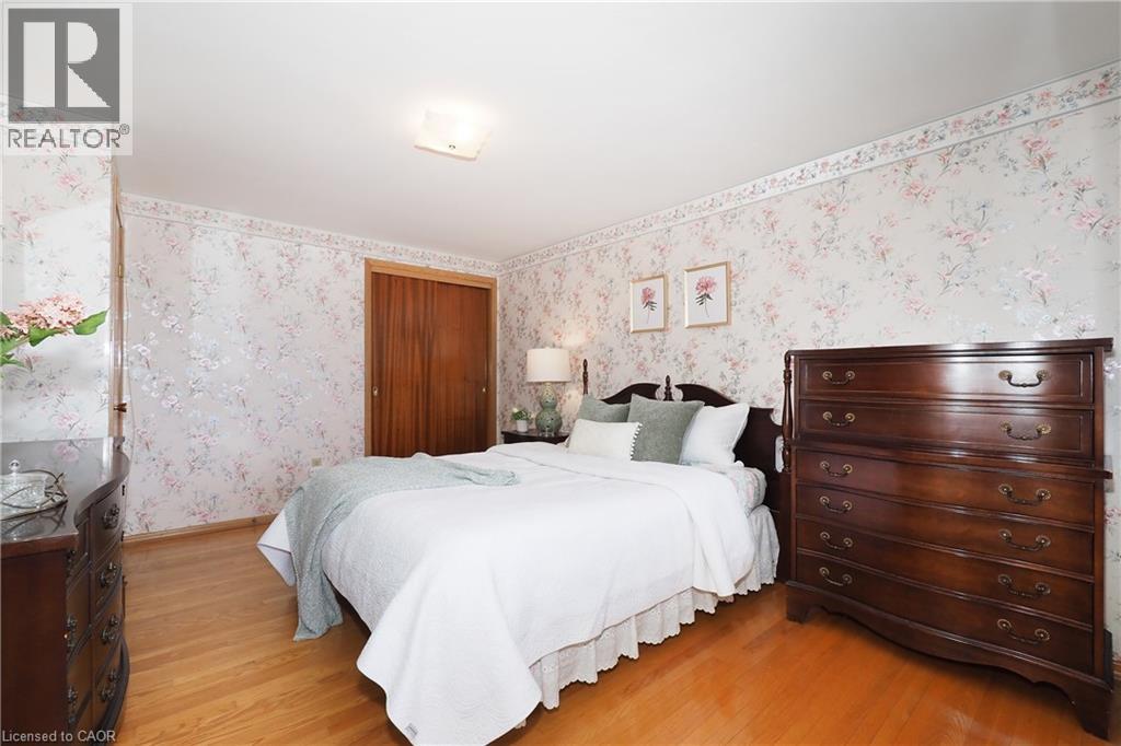 15 GILMOUR Crescent thumbnail 19