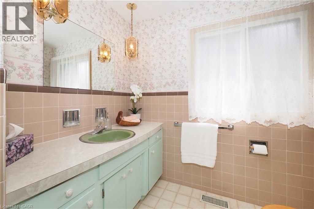 15 GILMOUR Crescent thumbnail 23
