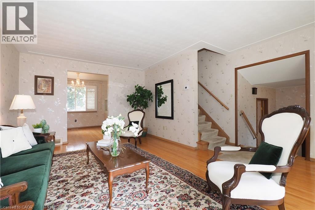 15 GILMOUR Crescent thumbnail 6