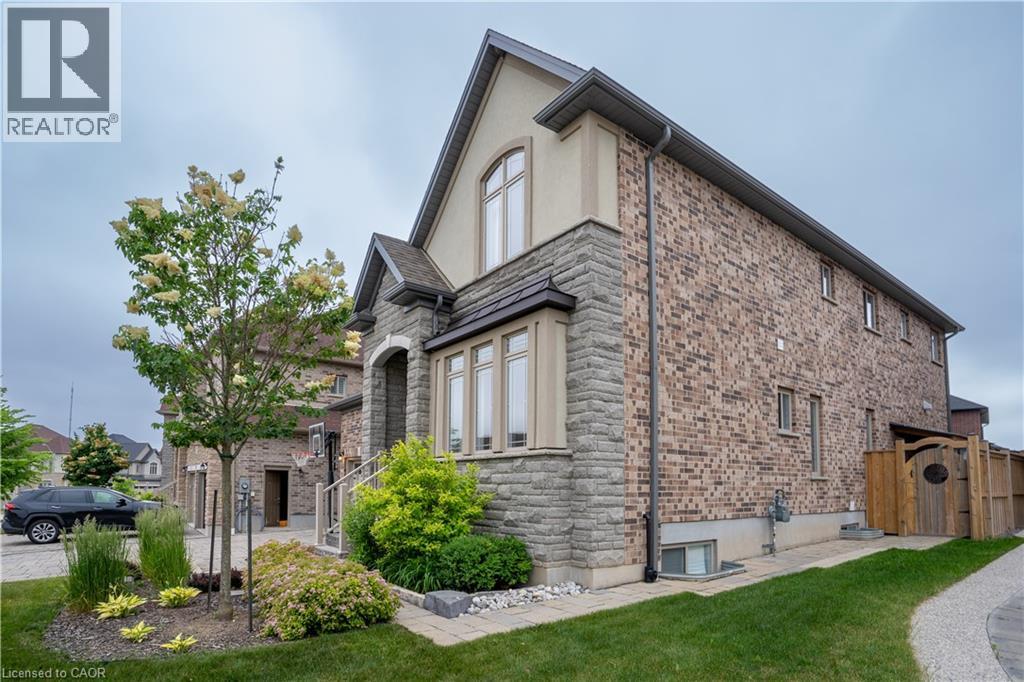 792 SNOWBERRY Court thumbnail 3