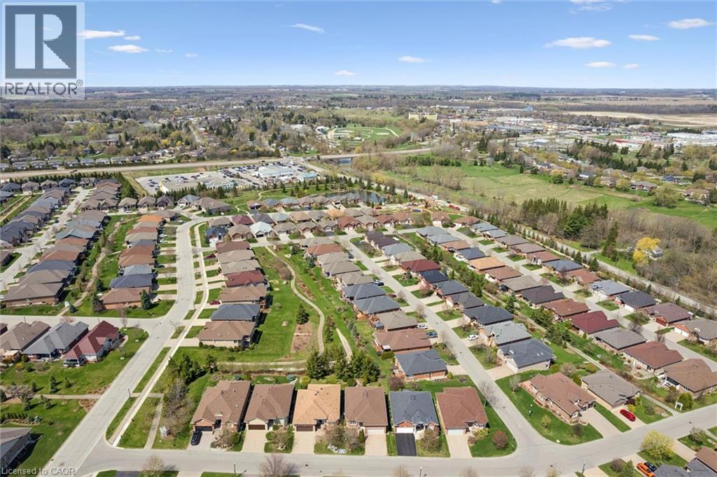 149 DEVONSHIRE Drive thumbnail 45